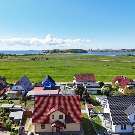 Schicke Fewo Mit Terrasse, Gratis Nutzung Vom Ahoi Erlebnisbad Und Sauna In Sellin - Haus De Niege Wech Fewo 02 Thiessow Zewnętrze zdjęcie