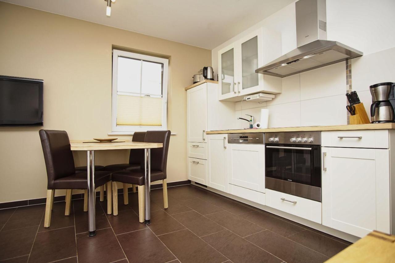 Schicke Fewo Mit Terrasse, Gratis Nutzung Vom Ahoi Erlebnisbad Und Sauna In Sellin - Haus De Niege Wech Fewo 02 Thiessow Zewnętrze zdjęcie