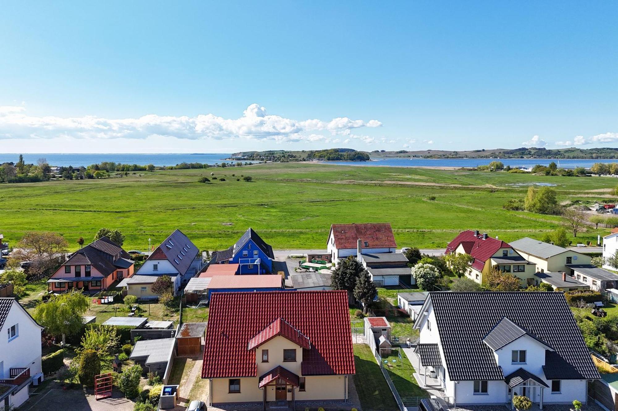 Schicke Fewo Mit Terrasse, Gratis Nutzung Vom Ahoi Erlebnisbad Und Sauna In Sellin - Haus De Niege Wech Fewo 02 Thiessow Zewnętrze zdjęcie